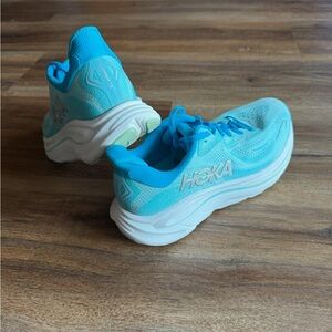 HOKA Clifton Womens 10